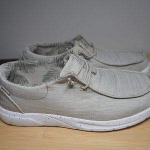 Reef Cushion Coast Shoes, light grey. Size 7. Worn twice